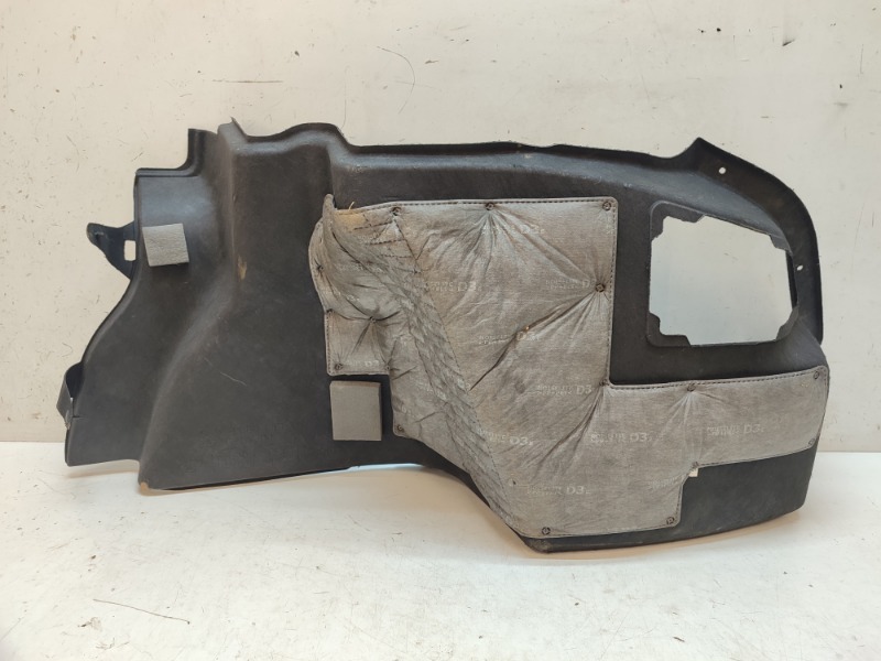 Обшивка багажника