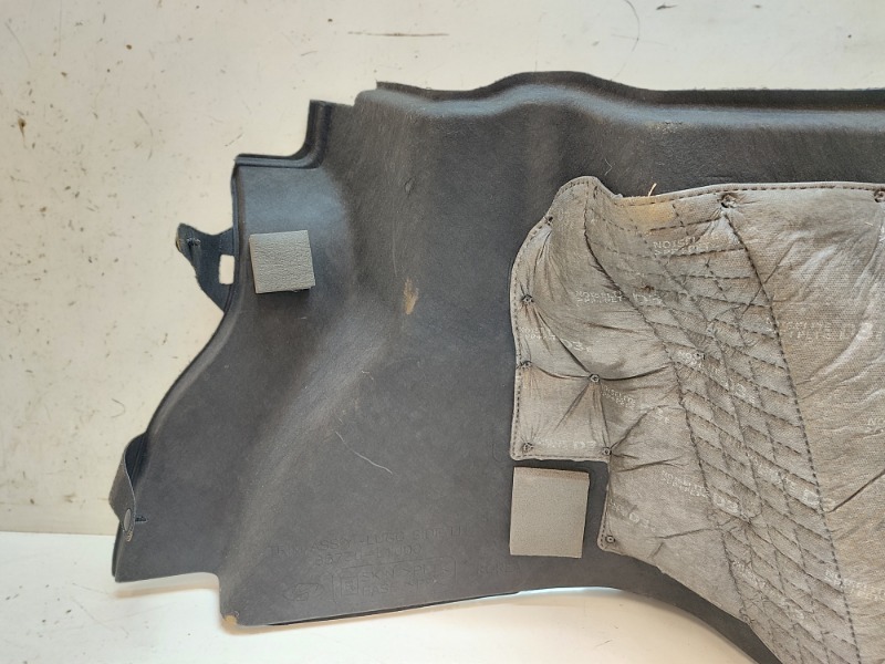 Обшивка багажника