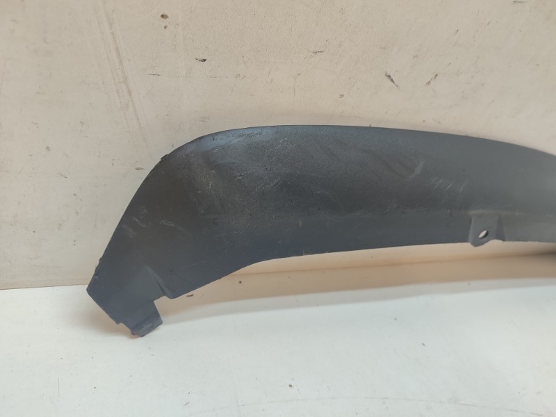 Спойлер переднего бампера правый