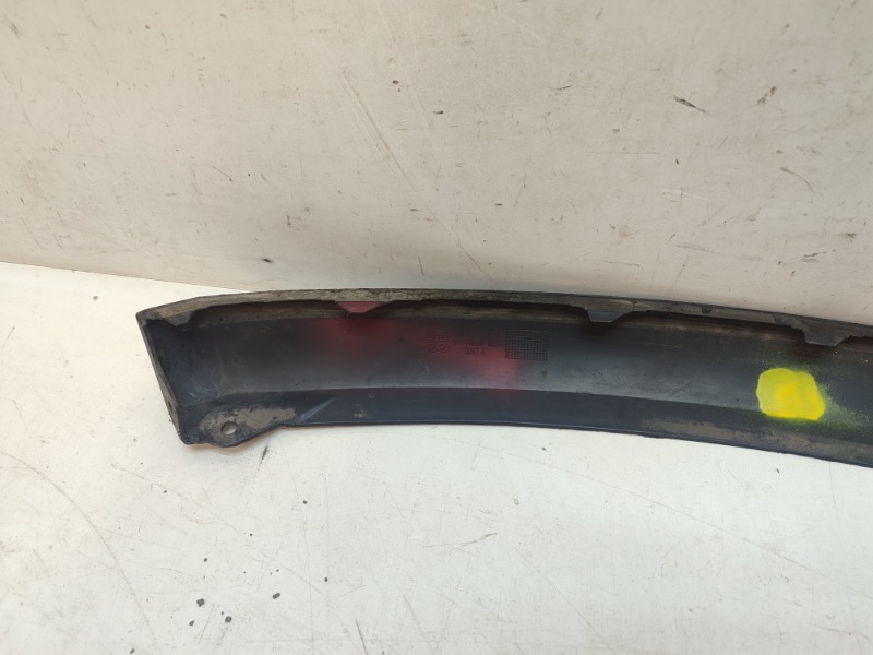 Спойлер переднего бампера правый