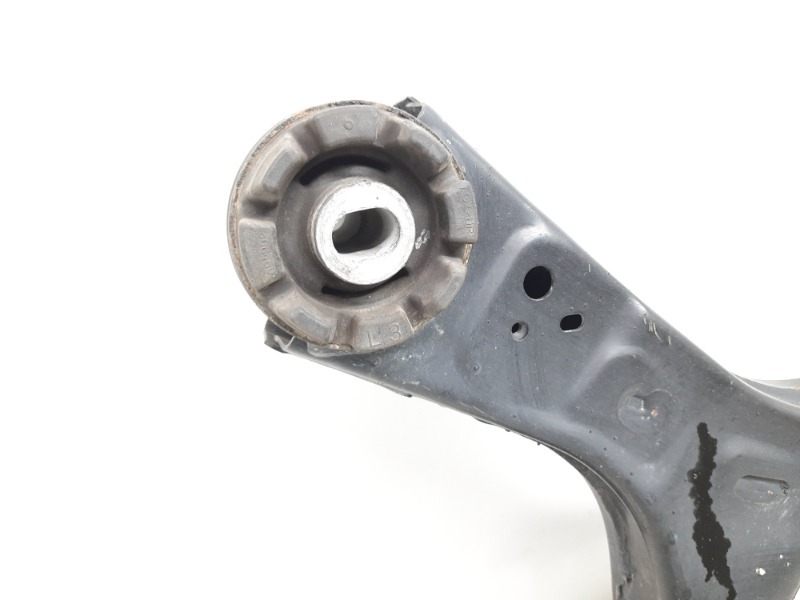 Балка задняя