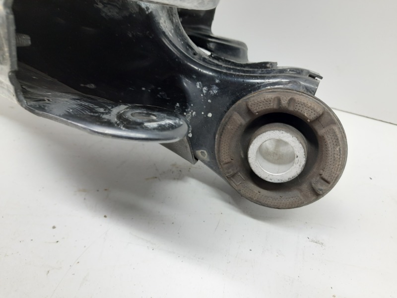 Балка задняя