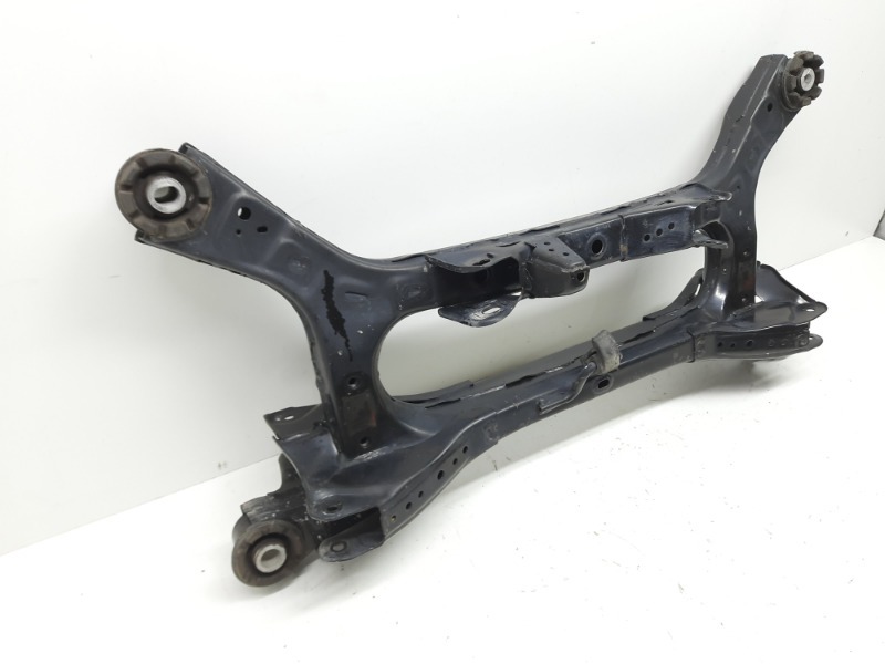 Балка задняя