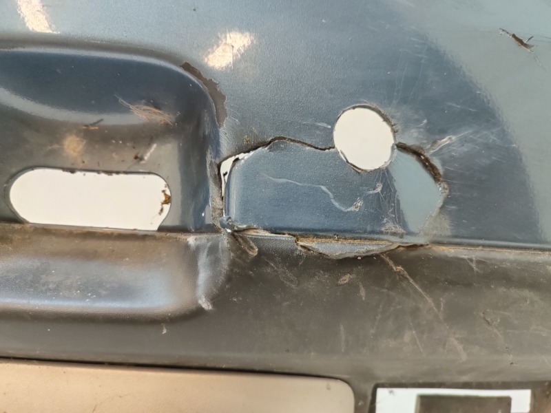 Бампер задний