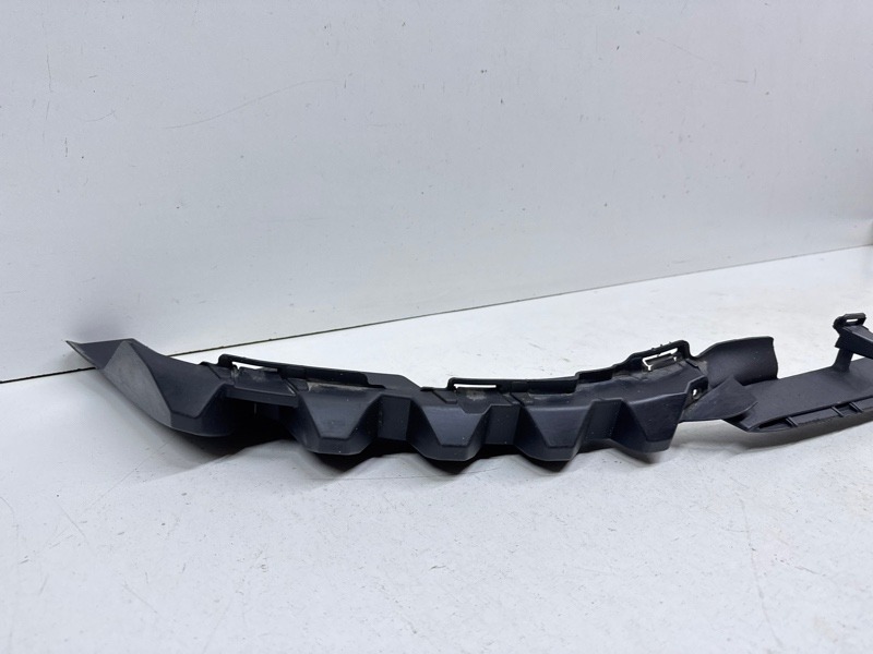 Кронштейн переднего бампера