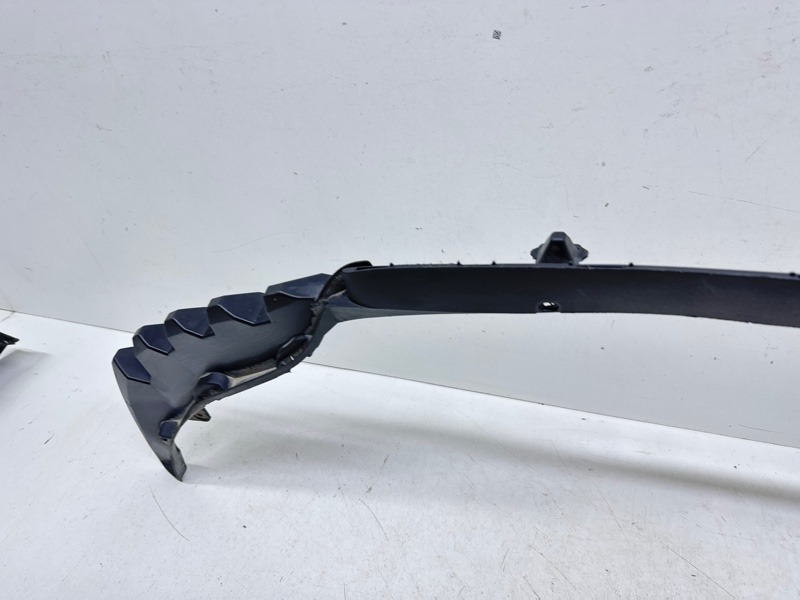 Кронштейн переднего бампера