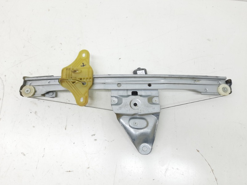 Стеклоподъемник электр. передний правый