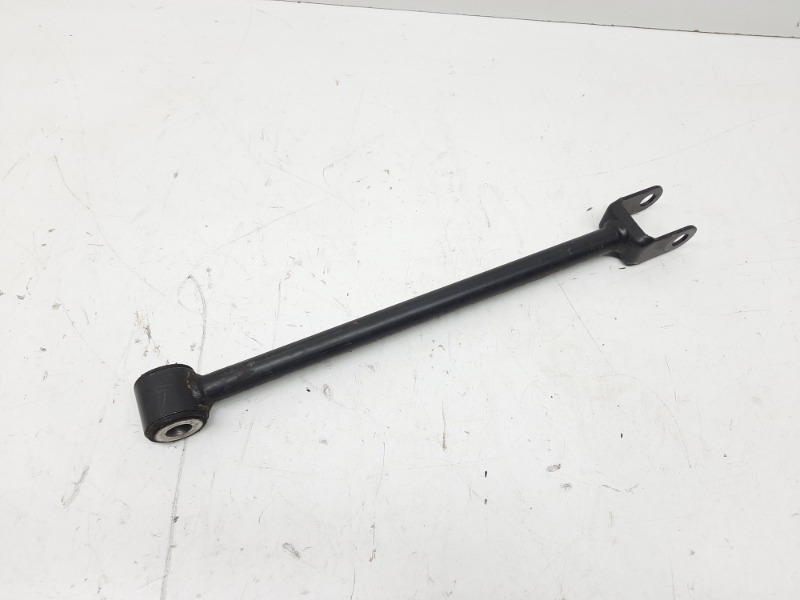 Рычаг задний левый