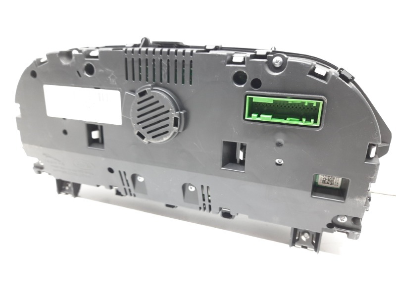 Панель приборов