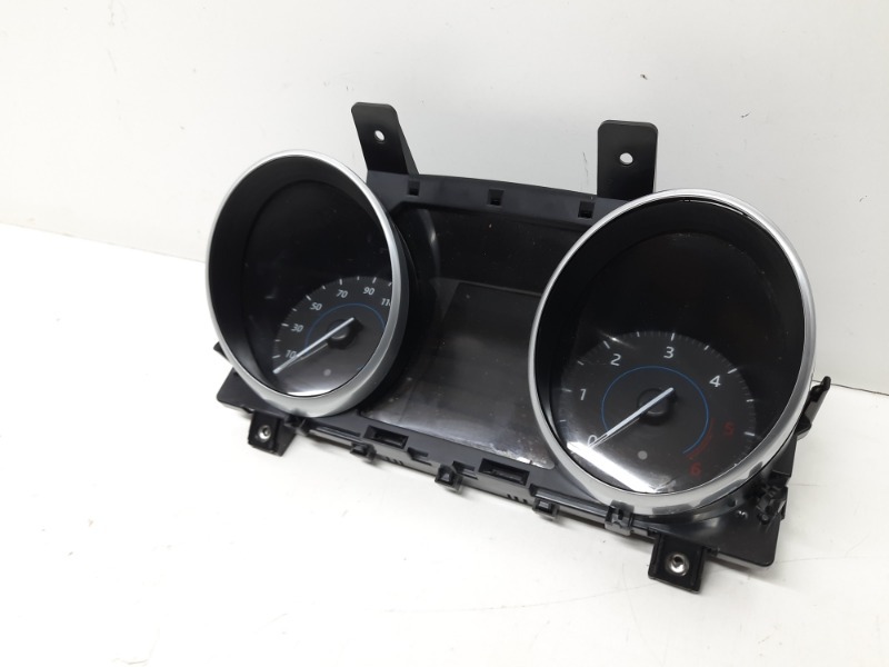 Панель приборов