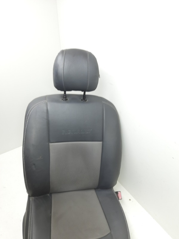 Сиденье переднее правое