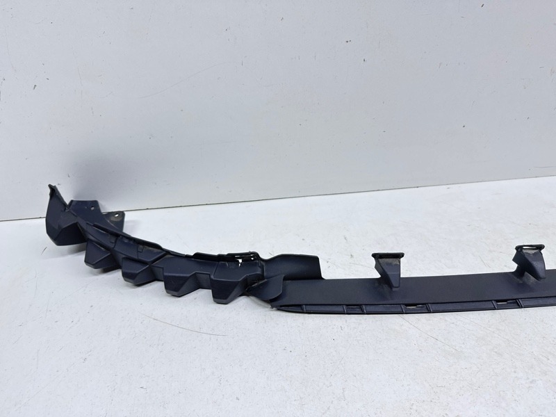 Кронштейн переднего бампера