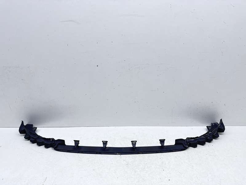 Кронштейн переднего бампера