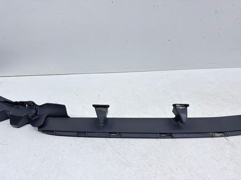 Кронштейн переднего бампера