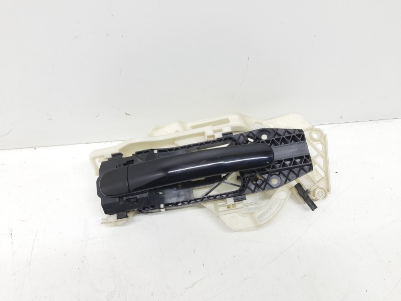 Ручка двери задней наружная правая