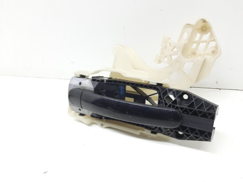 Ручка двери передней наружная левая