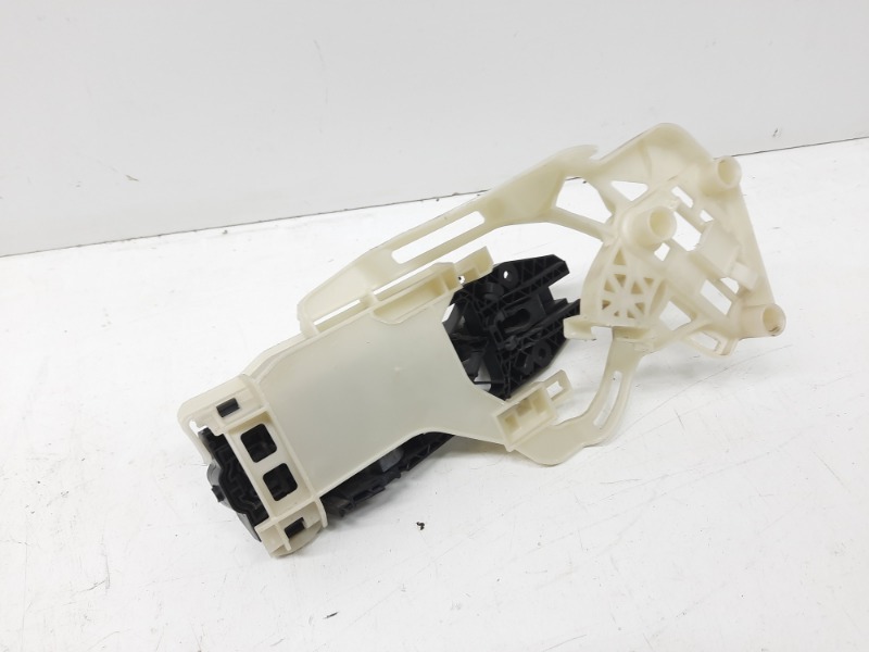 Ручка двери задней наружная левая