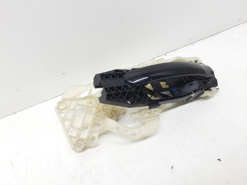 Ручка двери задней наружная левая