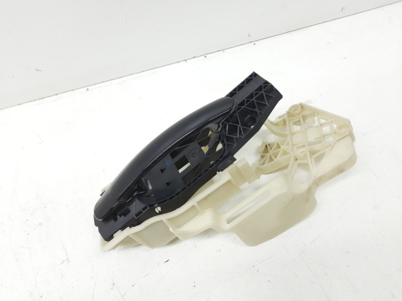 Ручка двери задней наружная левая