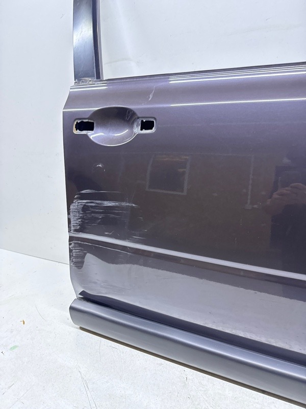 Дверь передняя правая