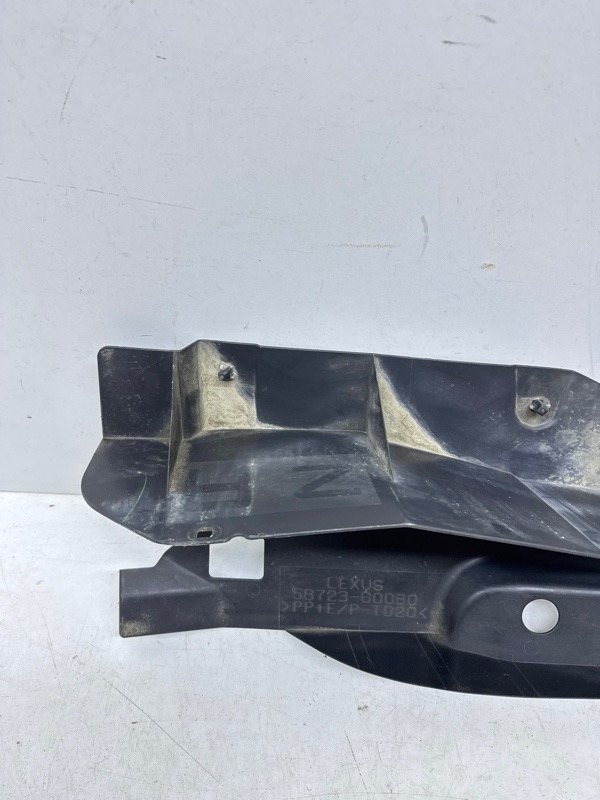 Пыльник двигателя