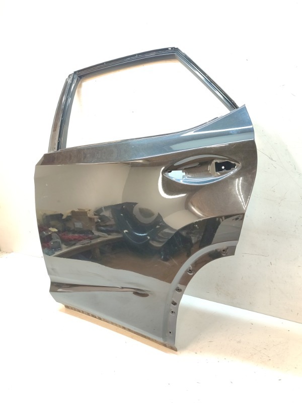 Дверь задняя левая