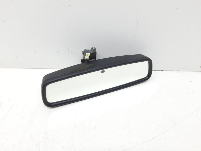 Зеркало заднего вида