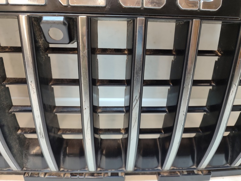 Решетка радиатора