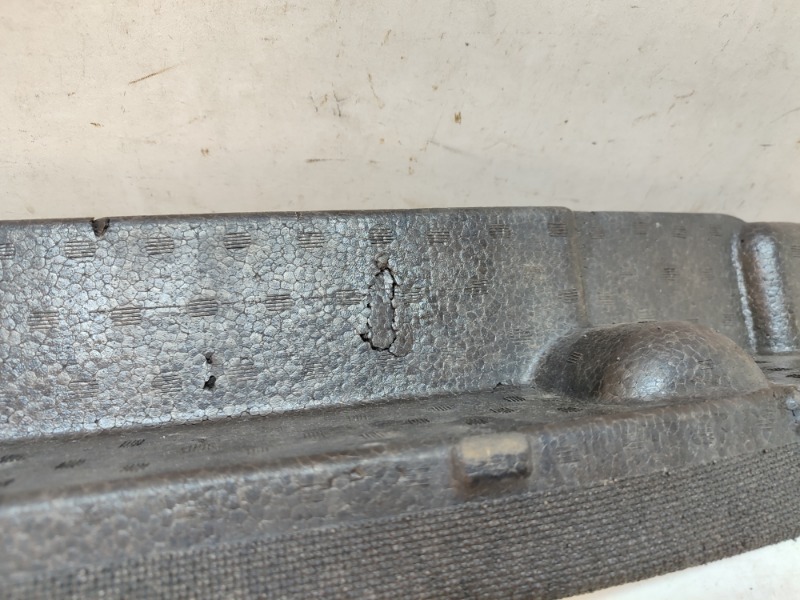 Наполнитель переднего бампера