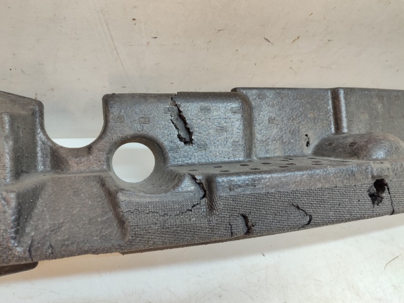 Наполнитель переднего бампера