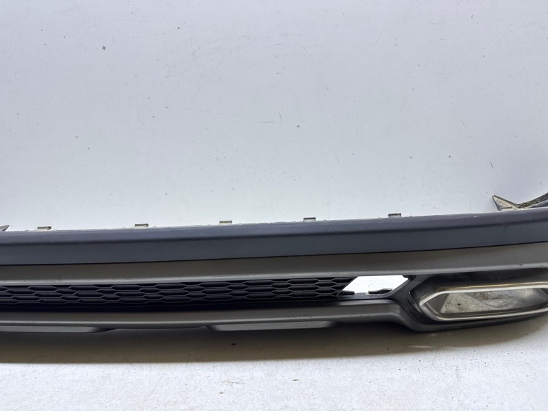 Спойлер заднего бампера