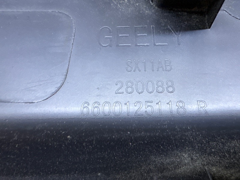 Накладка двери задней правой