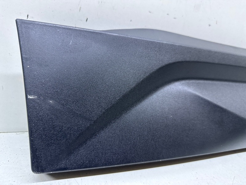 Накладка двери задней правой