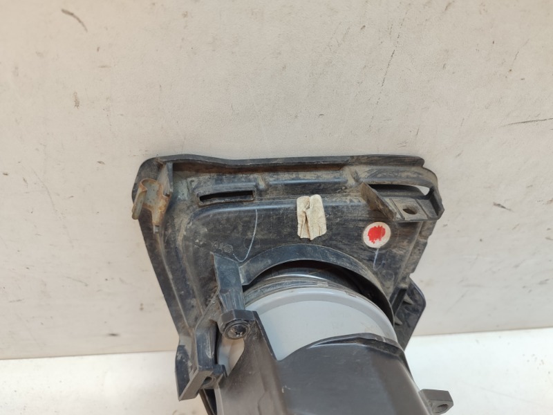 Фара противотуманная правая