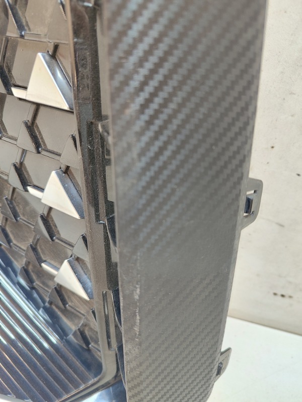 Решетка в бампер левая