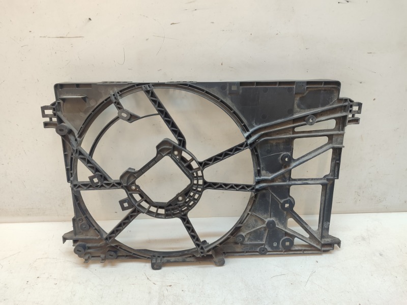 Диффузор вентилятора