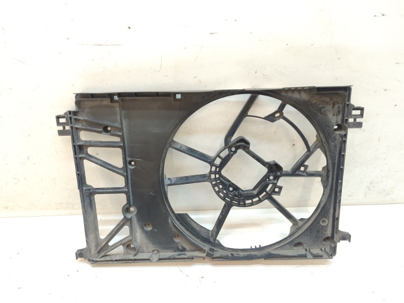 Диффузор вентилятора