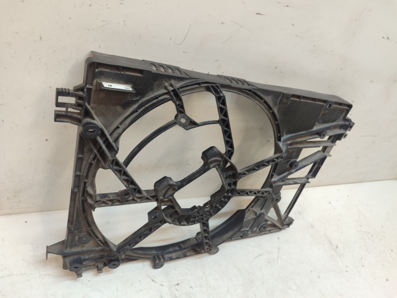 Диффузор вентилятора