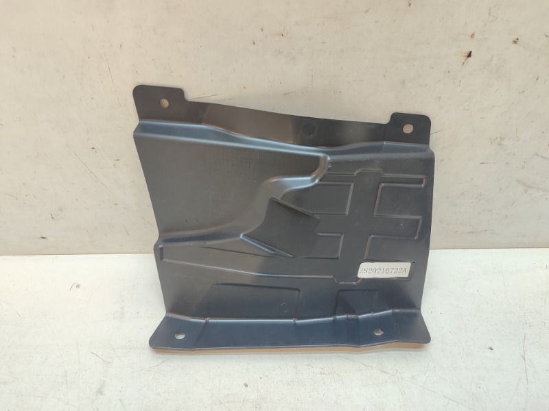 Защита антигравийная левая