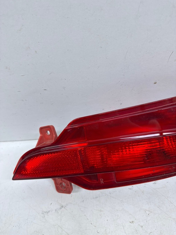 Фара противотуманная правая