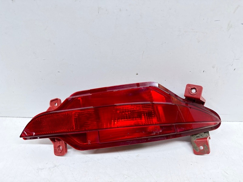 Фара противотуманная правая