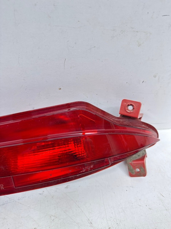 Фара противотуманная правая