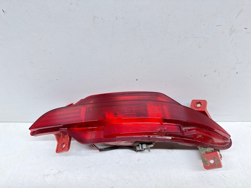 Фара противотуманная правая