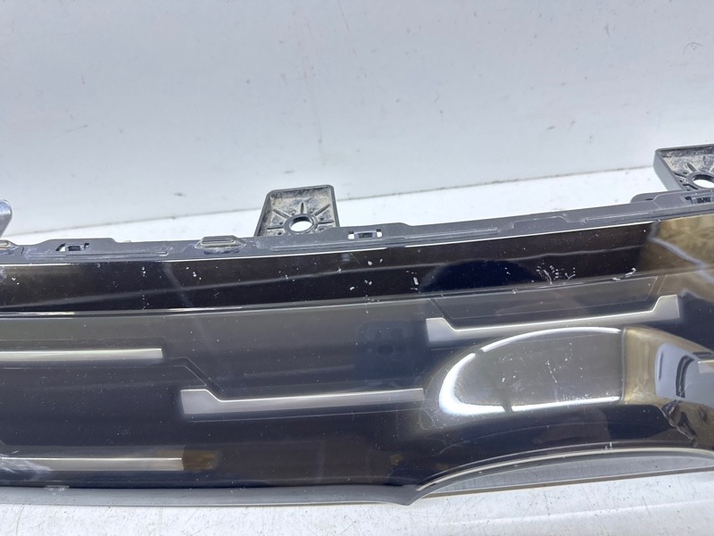 Накладка переднего бампера