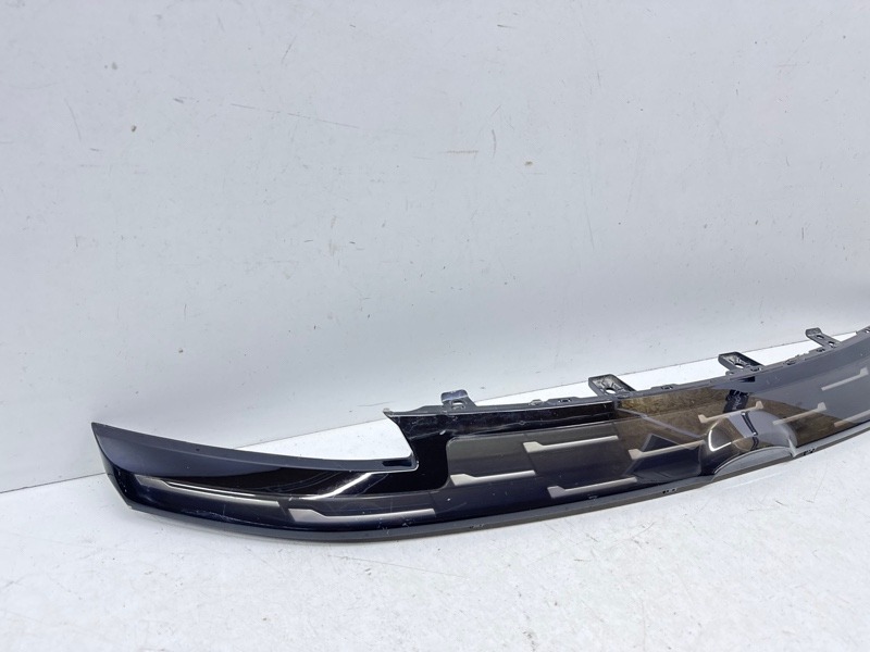 Накладка переднего бампера