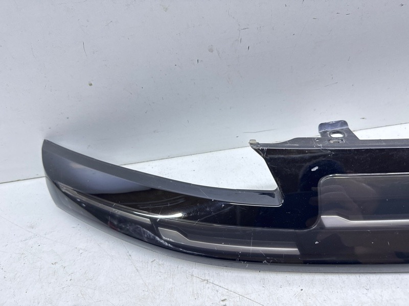 Накладка переднего бампера