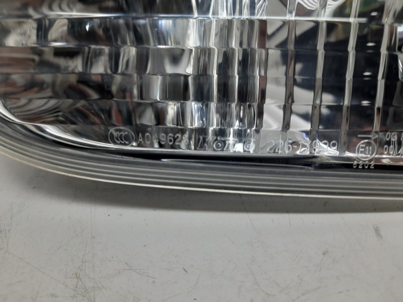 Фонарь задний правый