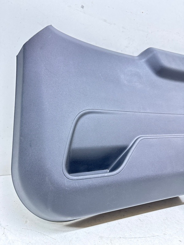 Обшивка крышки багажника