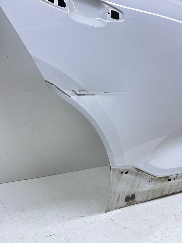 Дверь задняя правая