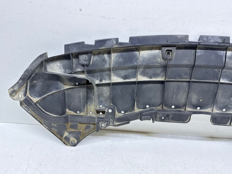 Пыльник двигателя